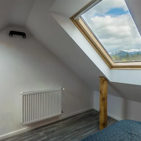 Dwupoziomowy Ski&bike アパート